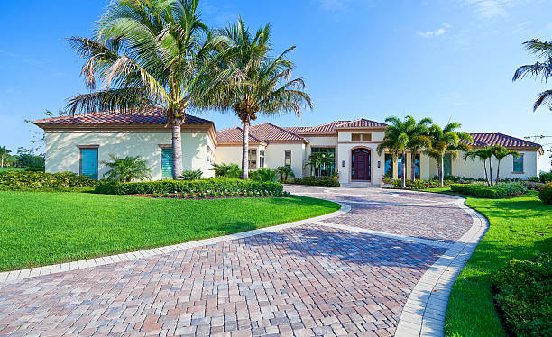 Best Professional Driveway Pavers  in Alorton, IL